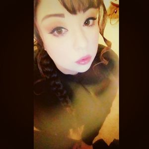 Meet your Posher, Toinette